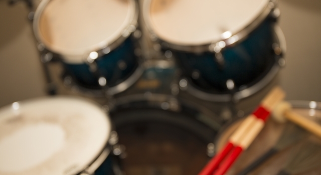 Drum tapping improves cognitive function!